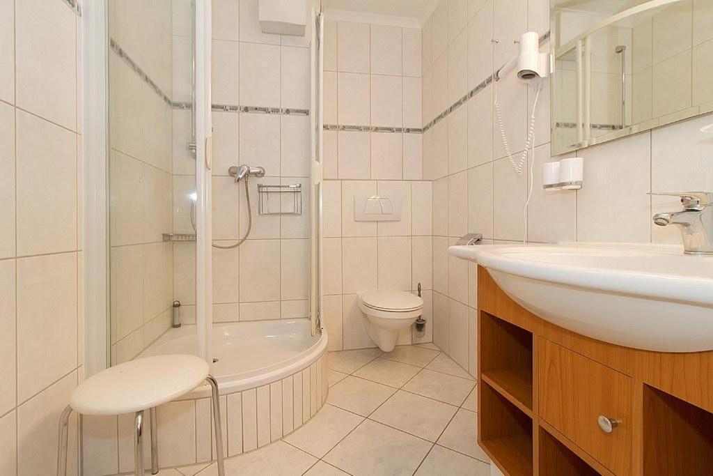 Apartmenthaus Atlantik Apartmenthaus Atlantik 213 Ostseebad Kühlungsborn Exteriör bild